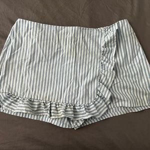 June and Hudson XL skorts